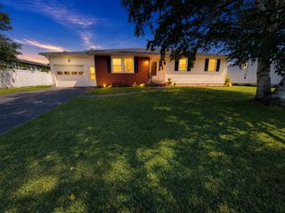 133 Grove Ave Extension, Auburn, NY 13021