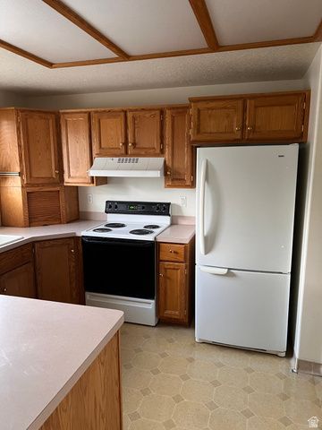 548 W 2350 S, Perry, UT 84302
