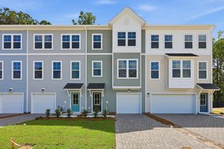 132 Fernbank Court, Johns Island, SC 29455