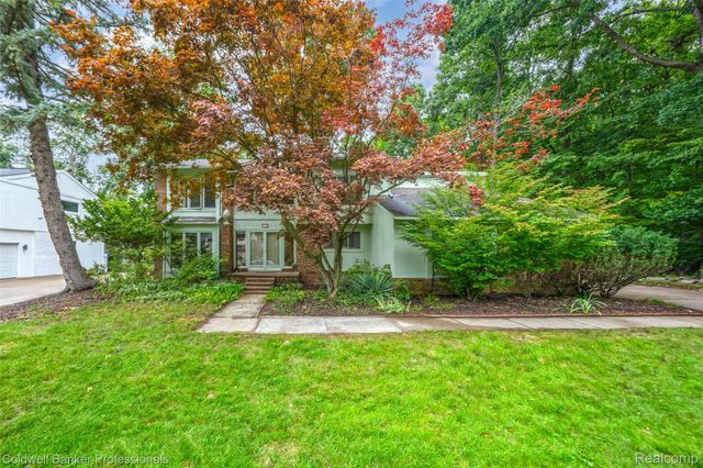 7500 Watford Drive, West Bloomfield Charter Township, MI 48322