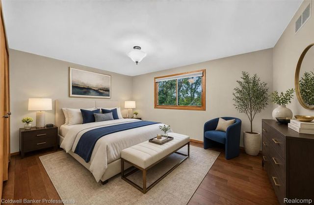 7500 Watford Drive, West Bloomfield Charter Township, MI 48322