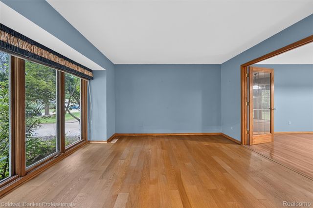 7500 Watford Drive, West Bloomfield Charter Township, MI 48322