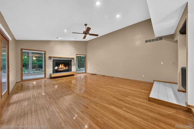 7500 Watford Drive, West Bloomfield Charter Township, MI 48322