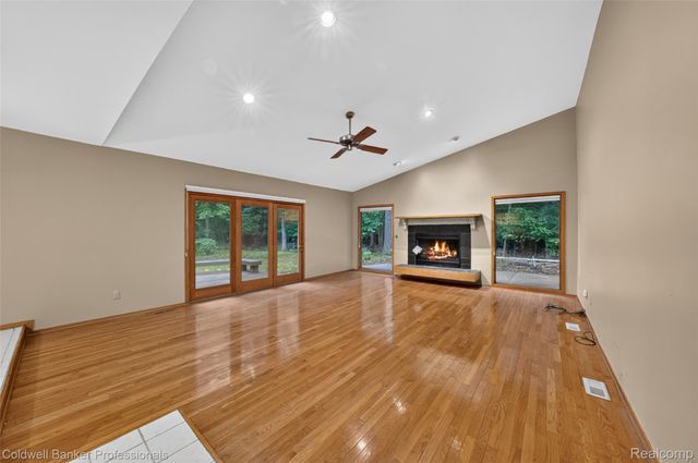 7500 Watford Drive, West Bloomfield Charter Township, MI 48322