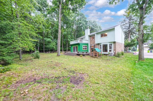 7500 Watford Drive, West Bloomfield Charter Township, MI 48322
