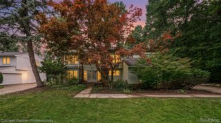 7500 Watford Drive, West Bloomfield Charter Township, MI 48322