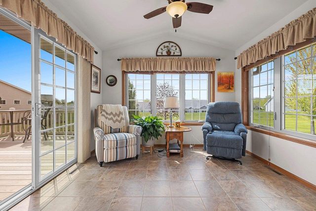 1031 MISTY MEADOW CIRCLE, De Pere, WI 54115