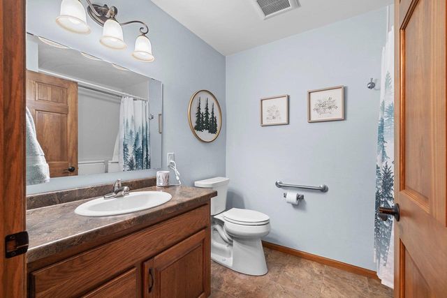 1031 MISTY MEADOW CIRCLE, De Pere, WI 54115