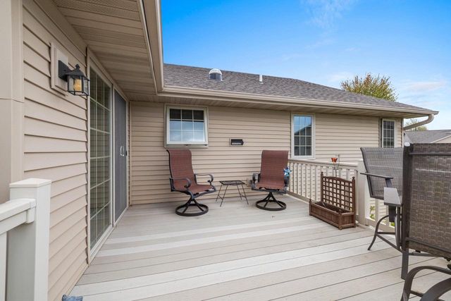 1031 MISTY MEADOW CIRCLE, De Pere, WI 54115
