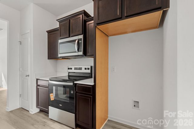 4511 Eaves Lane, Charlotte, NC 28215