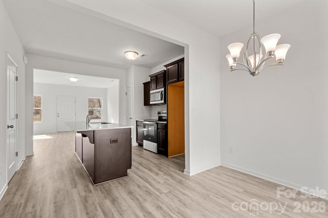 4511 Eaves Lane, Charlotte, NC 28215