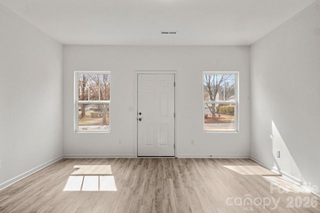 4511 Eaves Lane, Charlotte, NC 28215