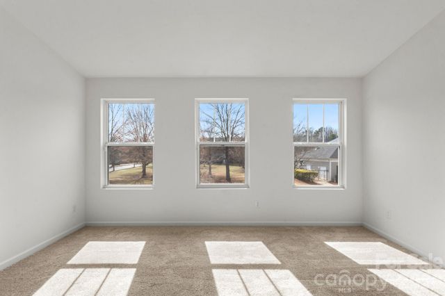 4511 Eaves Lane, Charlotte, NC 28215