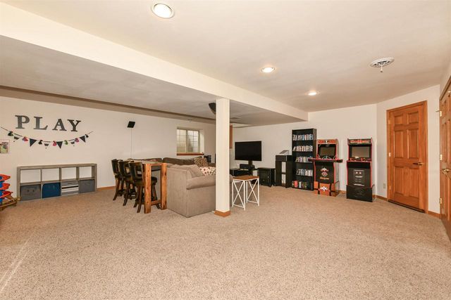 3408 Portland Drive, Janesville, WI 53546