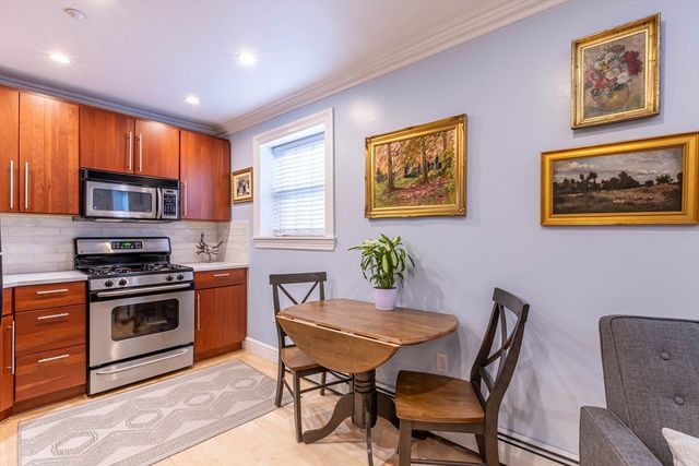7 Stillman Pl 2, Boston, MA 02113