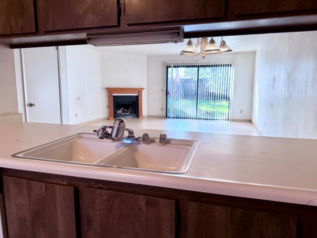 2204 Piccardo Cir, Stockton, CA 95207