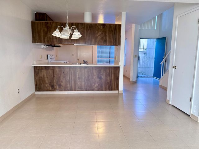 2204 Piccardo Cir, Stockton, CA 95207