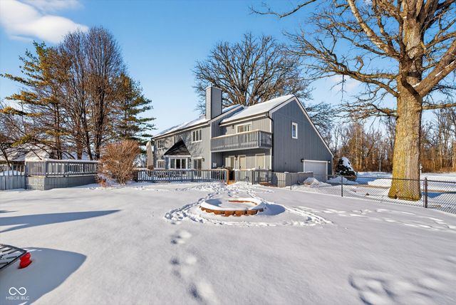 2020 S Oakwood Drive, New Palestine, IN 46163