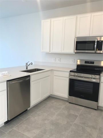 3007 CHANTILLY DRIVE, Davenport, FL 33837