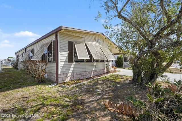 924 Dogwood Drive, Barefoot Bay, FL 32976