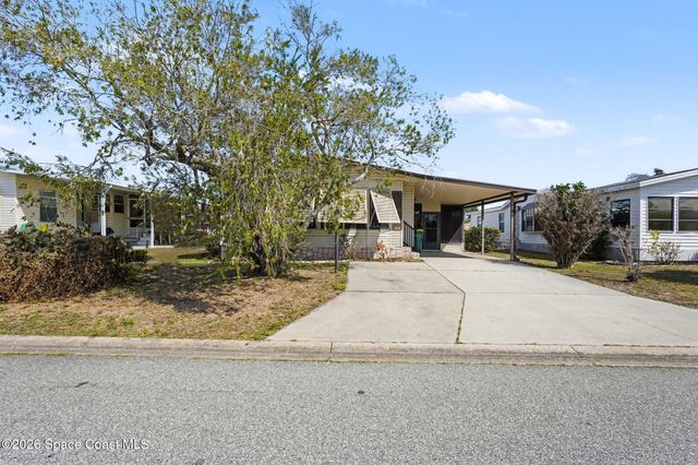 924 Dogwood Drive, Barefoot Bay, FL 32976