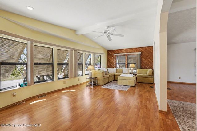 924 Dogwood Drive, Barefoot Bay, FL 32976