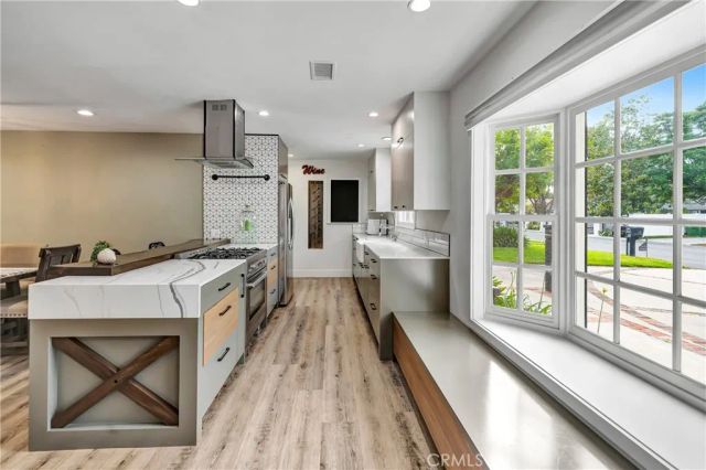 22908 Leonora, Woodland Hills, CA 91367
