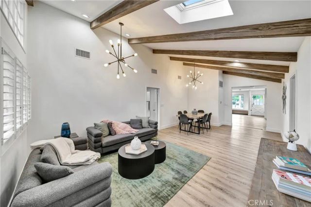 22908 Leonora, Woodland Hills, CA 91367