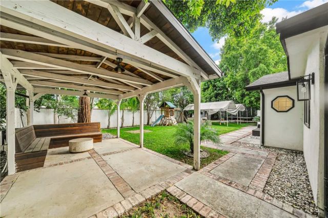 22908 Leonora, Woodland Hills, CA 91367