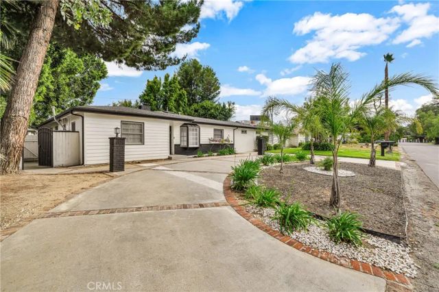 22908 Leonora, Woodland Hills, CA 91367