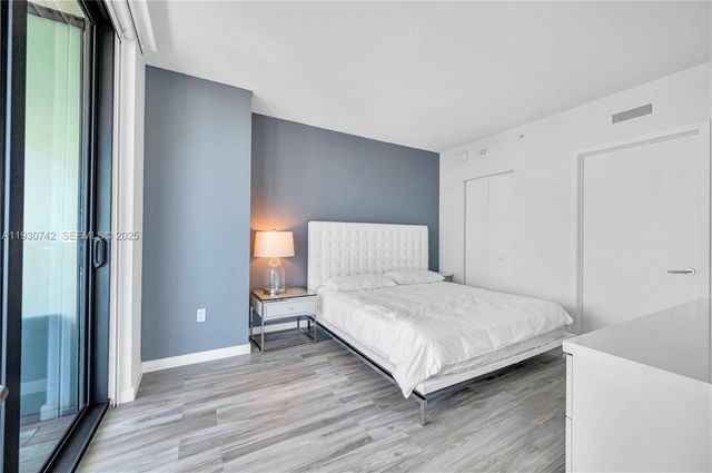 1300 S Miami Ave 4805, Miami, FL 33130