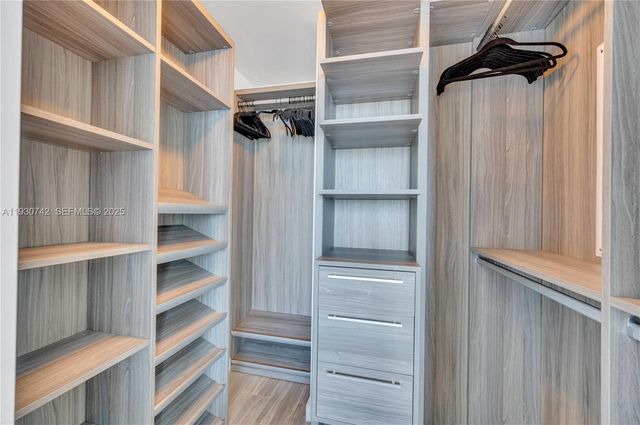 1300 S Miami Ave 4805, Miami, FL 33130