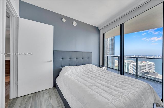 1300 S Miami Ave 4805, Miami, FL 33130