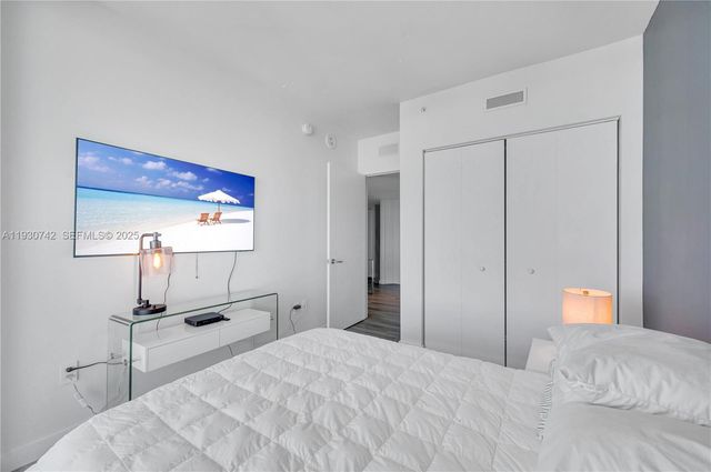 1300 S Miami Ave 4805, Miami, FL 33130