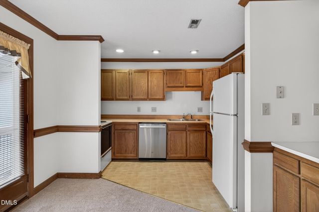 2004 Saddlegate Court, Greensboro, NC 27407