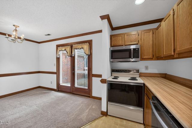 2004 Saddlegate Court, Greensboro, NC 27407