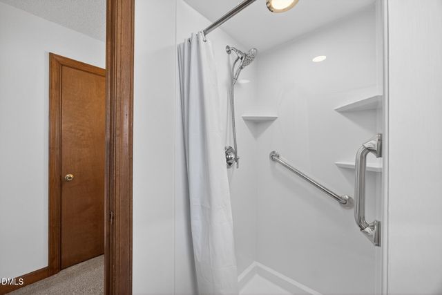 2004 Saddlegate Court, Greensboro, NC 27407