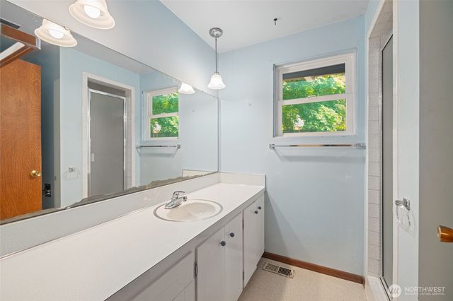 21316 Rolling Ridge Dr., Sedro Woolley, WA 98284