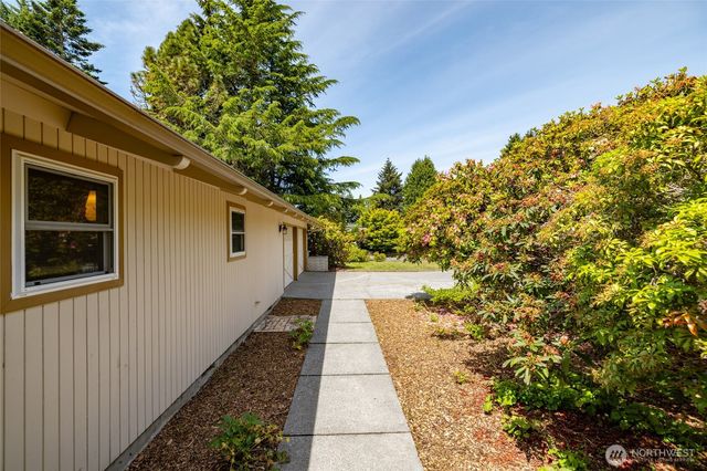 21316 Rolling Ridge Dr., Sedro Woolley, WA 98284
