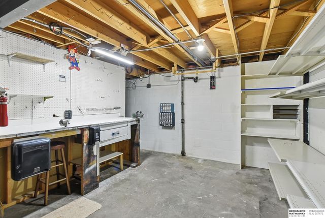 5024 Magnolia Street, Omaha, NE 68137