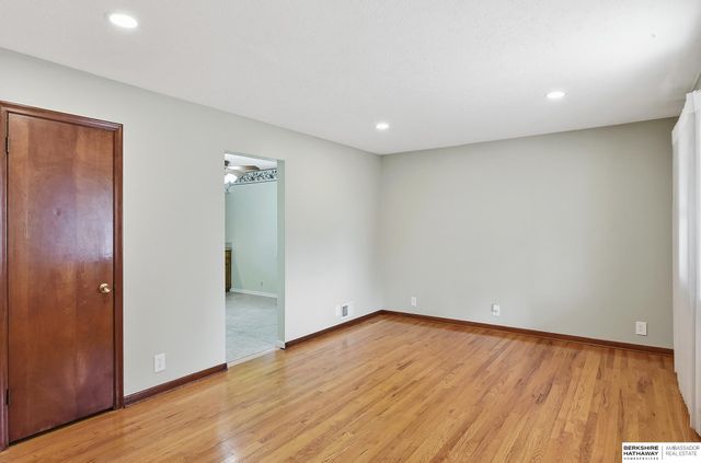 5024 Magnolia Street, Omaha, NE 68137