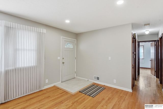 5024 Magnolia Street, Omaha, NE 68137