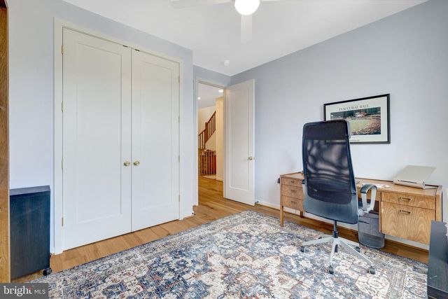 1622 FELLOWSHIP SQ, Reston, VA 20190