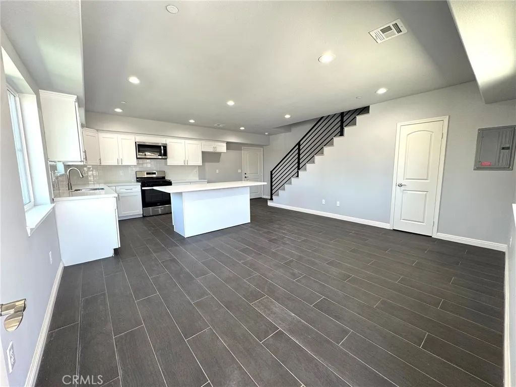 15616 Amar Road A, La Puente, CA 91744