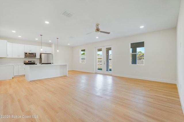 3231 Hale Avenue SE, Palm Bay, FL 32909