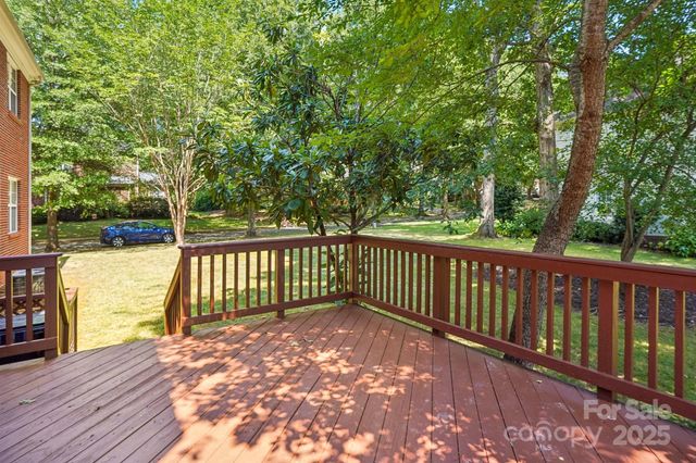 8020 Garnkirk Drive, Huntersville, NC 28078