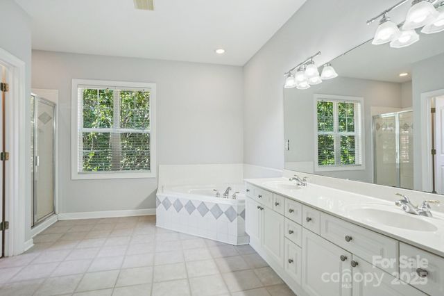 8020 Garnkirk Drive, Huntersville, NC 28078