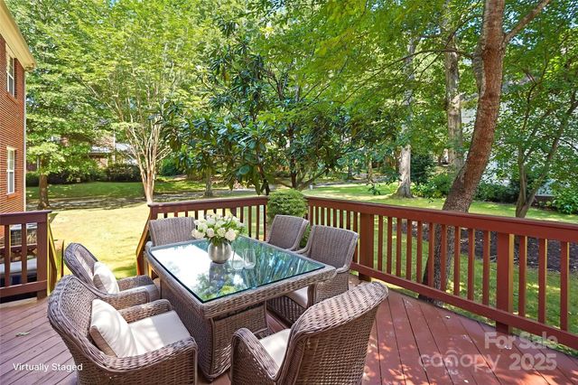 8020 Garnkirk Drive, Huntersville, NC 28078