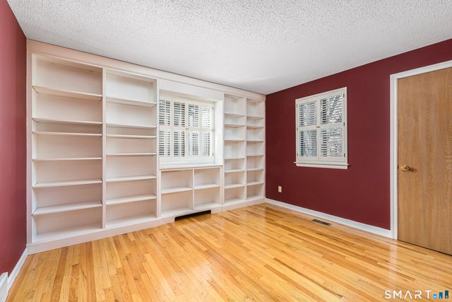 23 Wood Duck Lane 23, Simsbury, CT 06081