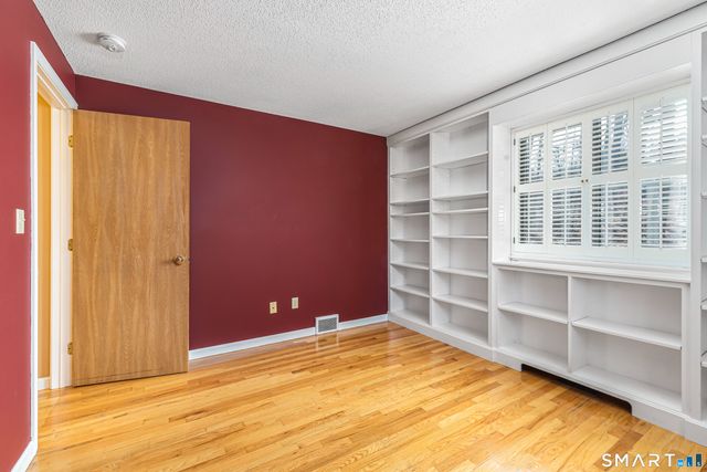 23 Wood Duck Lane 23, Simsbury, CT 06081